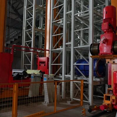 Palletizing Industrial Pallet Stacker Longevity Warehouse Forklift Pallet Stacker Crane