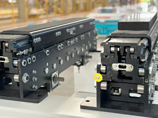 1000 X 1100MM Bin Telescopic Fork Lightweight Single Motor Double Deep Fork Red Black