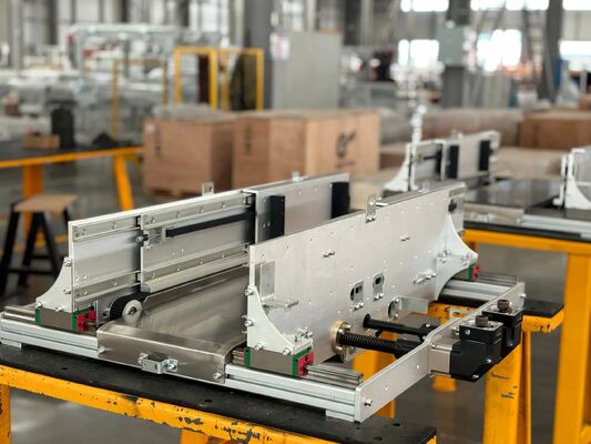 1400 X 1400 X 1500MM Pallet Telescopic Fork Pallet Lifting Forks 50m/Min