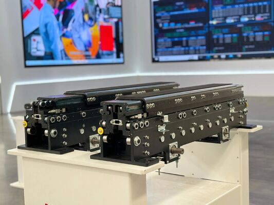 Single Motor Pallet Telescopic Fork Single Deep Position Bidirectional Skid Steer Pallet Forks